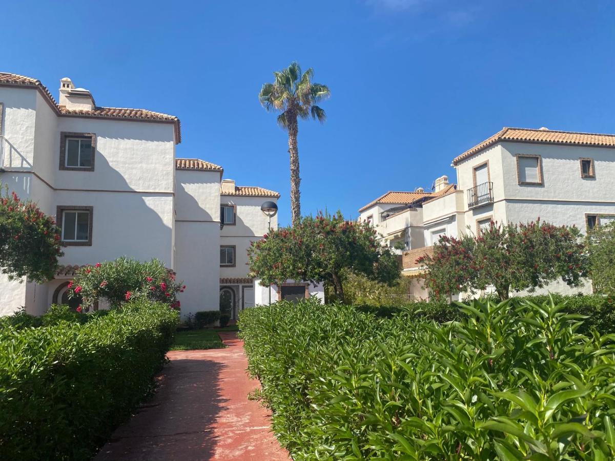 Apartamento Duplex Ático, primera línea de playa Torrox Exterior foto