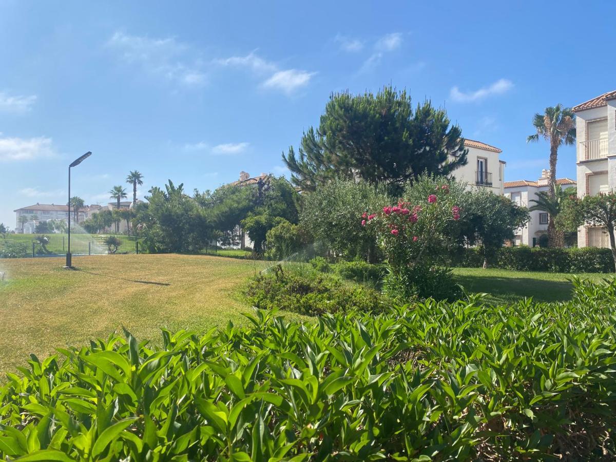 Apartamento Duplex Ático, primera línea de playa Torrox Exterior foto